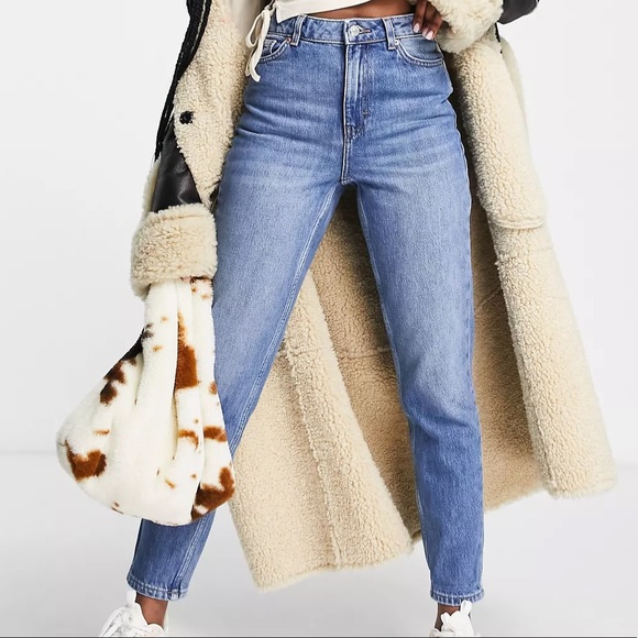 Topshop Denim - Topshop Mom Jeans high rise medium wash zipper fly straight leg 100% cotton